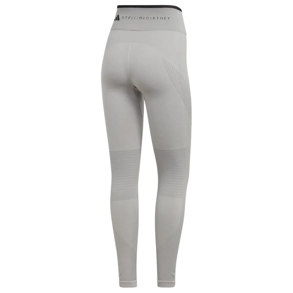 adidas Asmc Tst 7 8 in Grey