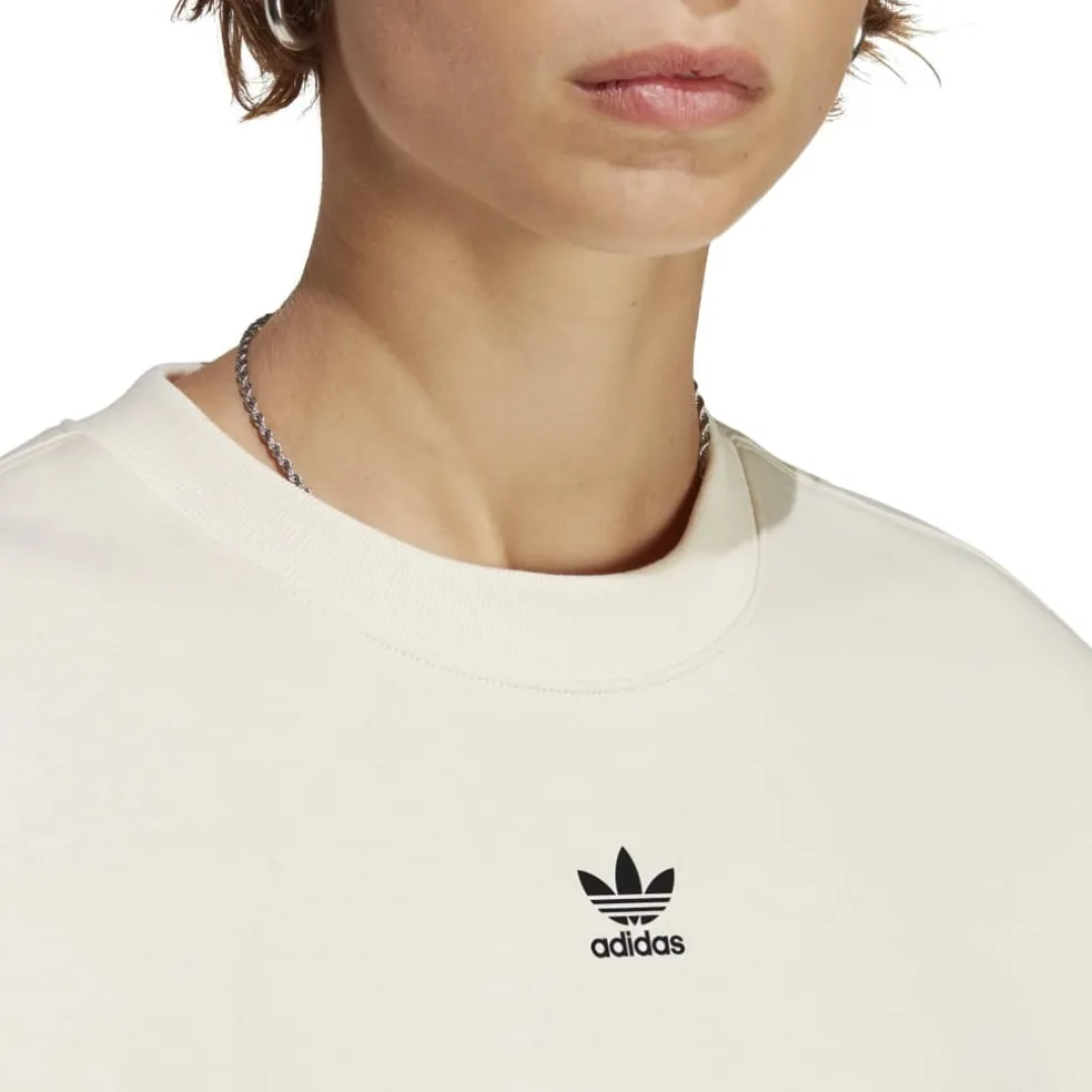 adidas Originals Adicolor Essentials Crewneck Sweatshirt in White