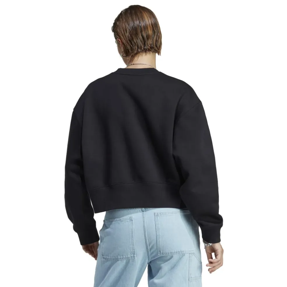 adidas Originals Adicolor Essentials Crew Sweatshirt in Black
