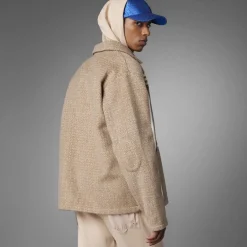 adidas Originals Collared zt in Brown