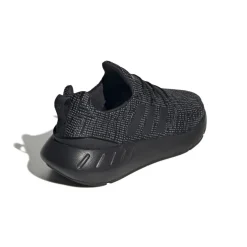 adidas Originals Junior Swift Run 22 Trainers in Black Grey