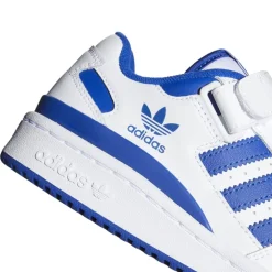 adidas Originals Juniors Forum Low Shoes in White blue