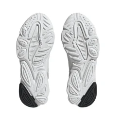 adidas Originals Oztral Trainers in White