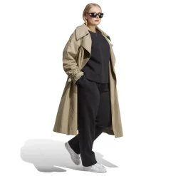 adidas Originals Relaxed Fit Crew Neck Sweatshirt in Black