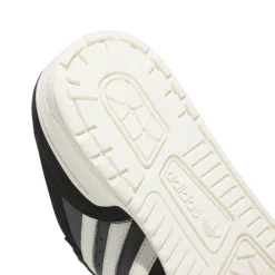 adidas Originals Rivalry Low Trainers in Grey