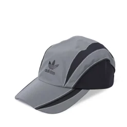adidas Originals Road Cap in Silver black