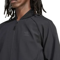 adidas Originals Sst tt in Black