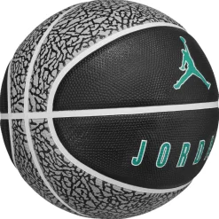 Air Jordan Playground 2.0 in Black