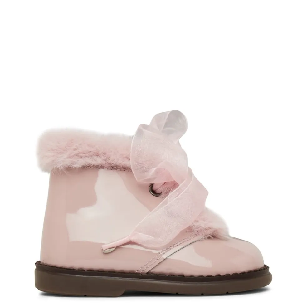 Andanines Crawling Boots in Green