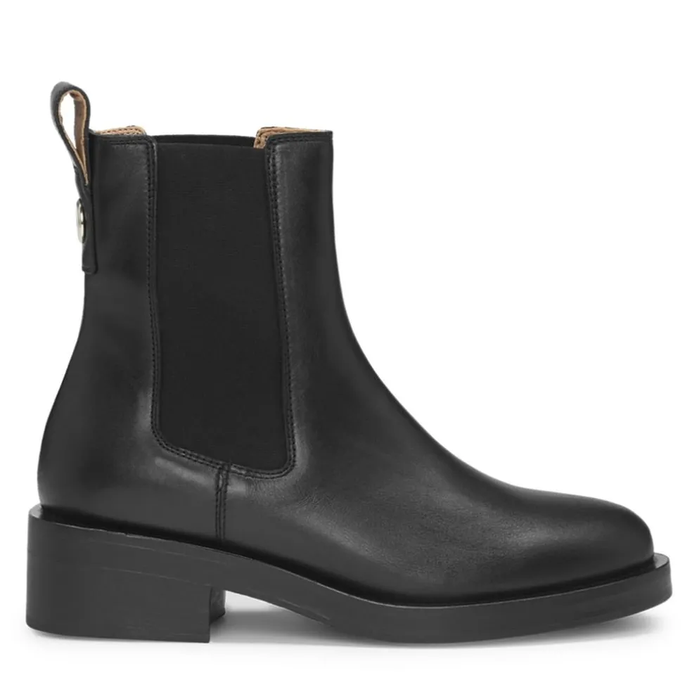 Boss Iryna Boot in Black