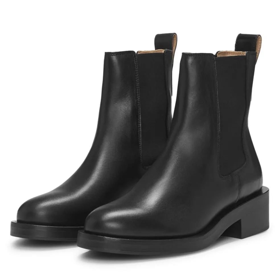Boss Iryna Boot in Black