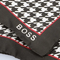 Boss Pocket Square in Green