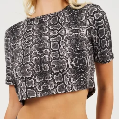 Brave Soul Print Crop T-Shirt in Multi
