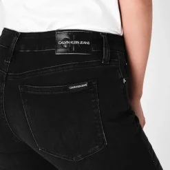 Calvin Klein Jeans Mid Rise Skinny Jeans in Black