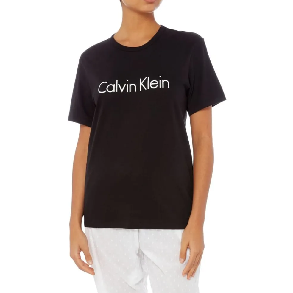 Calvin Klein T-Shirt in Black