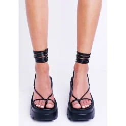 Chic Leg Tie Sandal in Black