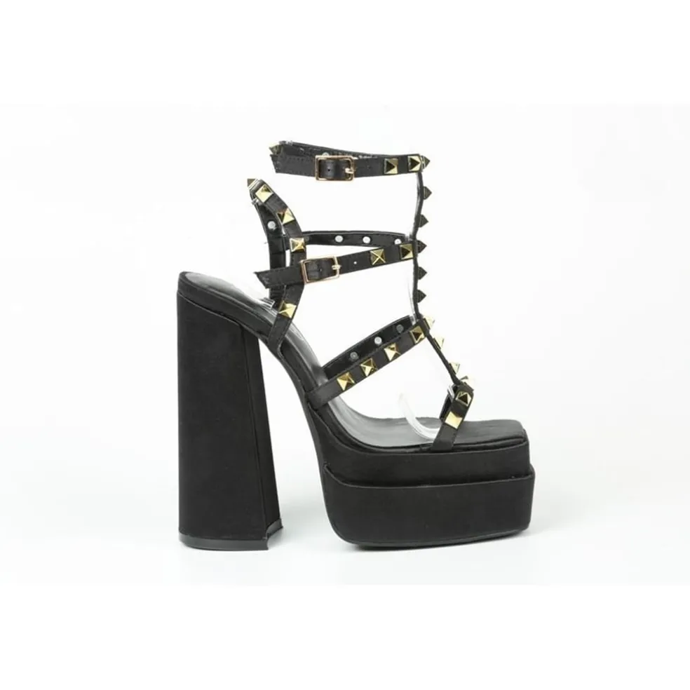 Chic Std Strp Pltfrm in Black