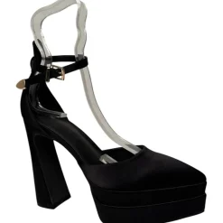 Chic Strp Pltfm Sndl in Black