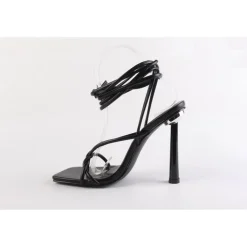 Chic Strp Tie Sndl in Black