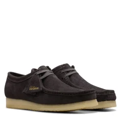 Clarks Originals Wallabee Shoes in Brown