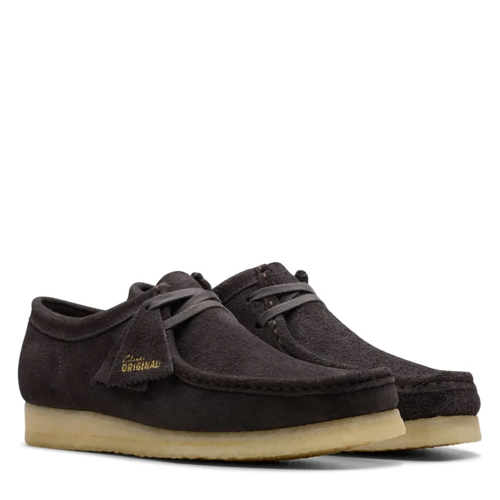 Clarks Originals Wallabee Shoes in Brown