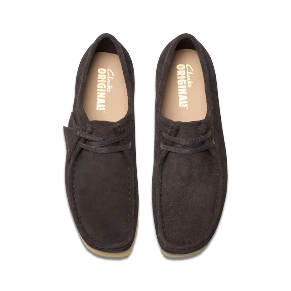 Clarks Originals Wallabee Shoes in Brown