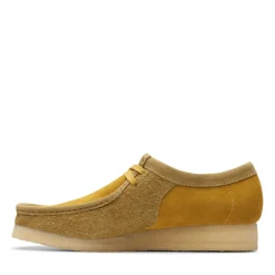 Clarks Originals Wallabee Shoes in olive
