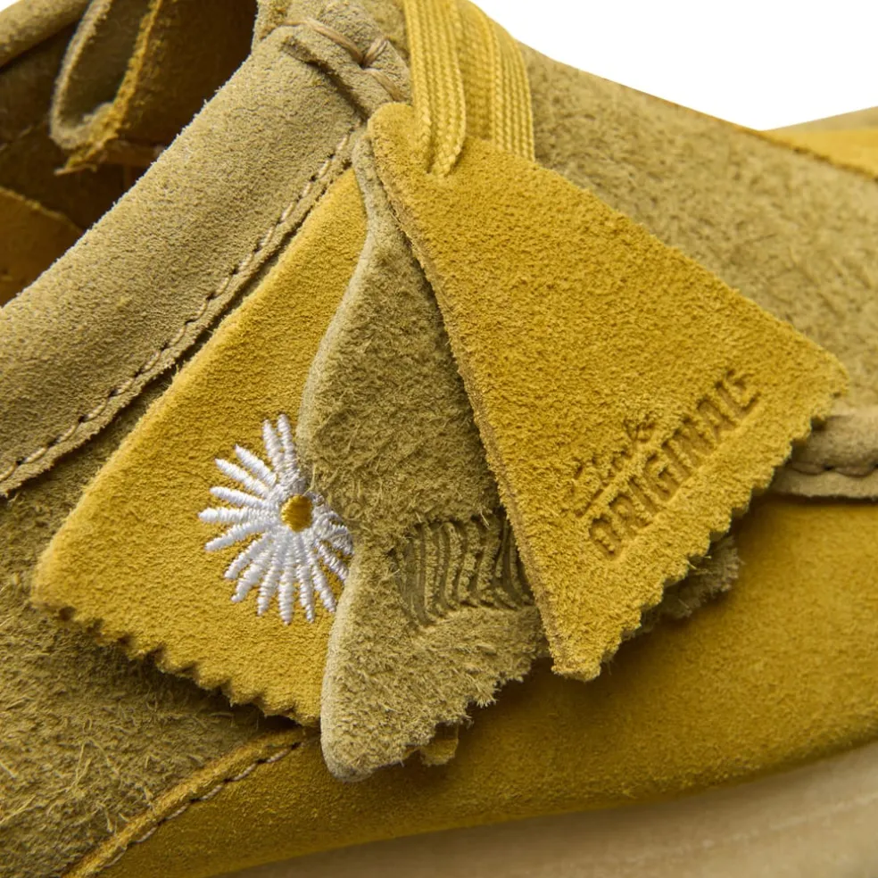 Clarks Originals Wallabee Shoes in olive