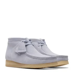 Clarks Originals Wallabee Boots in Grey