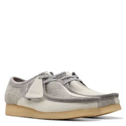 Clarks Originals Wallabee Shoes in Grey