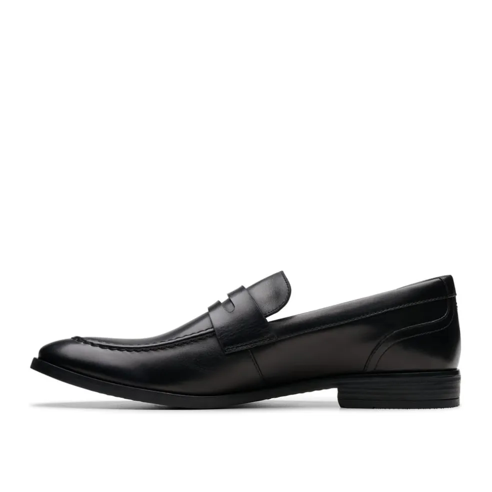 Clarks Round Toe Penny Loafers in Black