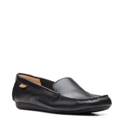 Clarks Walk Shoes in Black