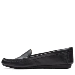 Clarks Walk Shoes in Black