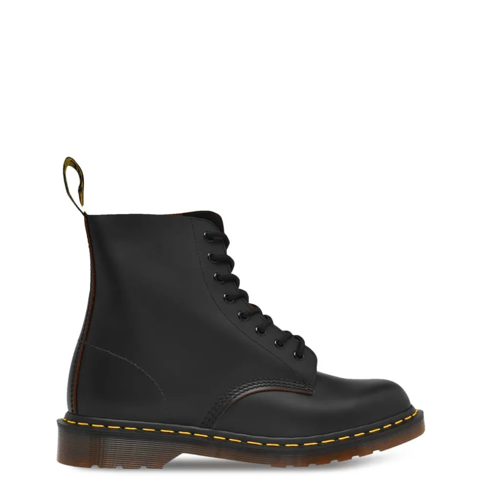 Dr Martens 1460 Quilon in Black