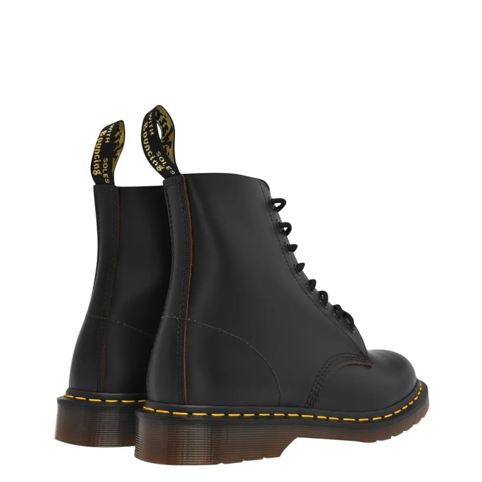 Dr Martens 1460 Quilon in Black