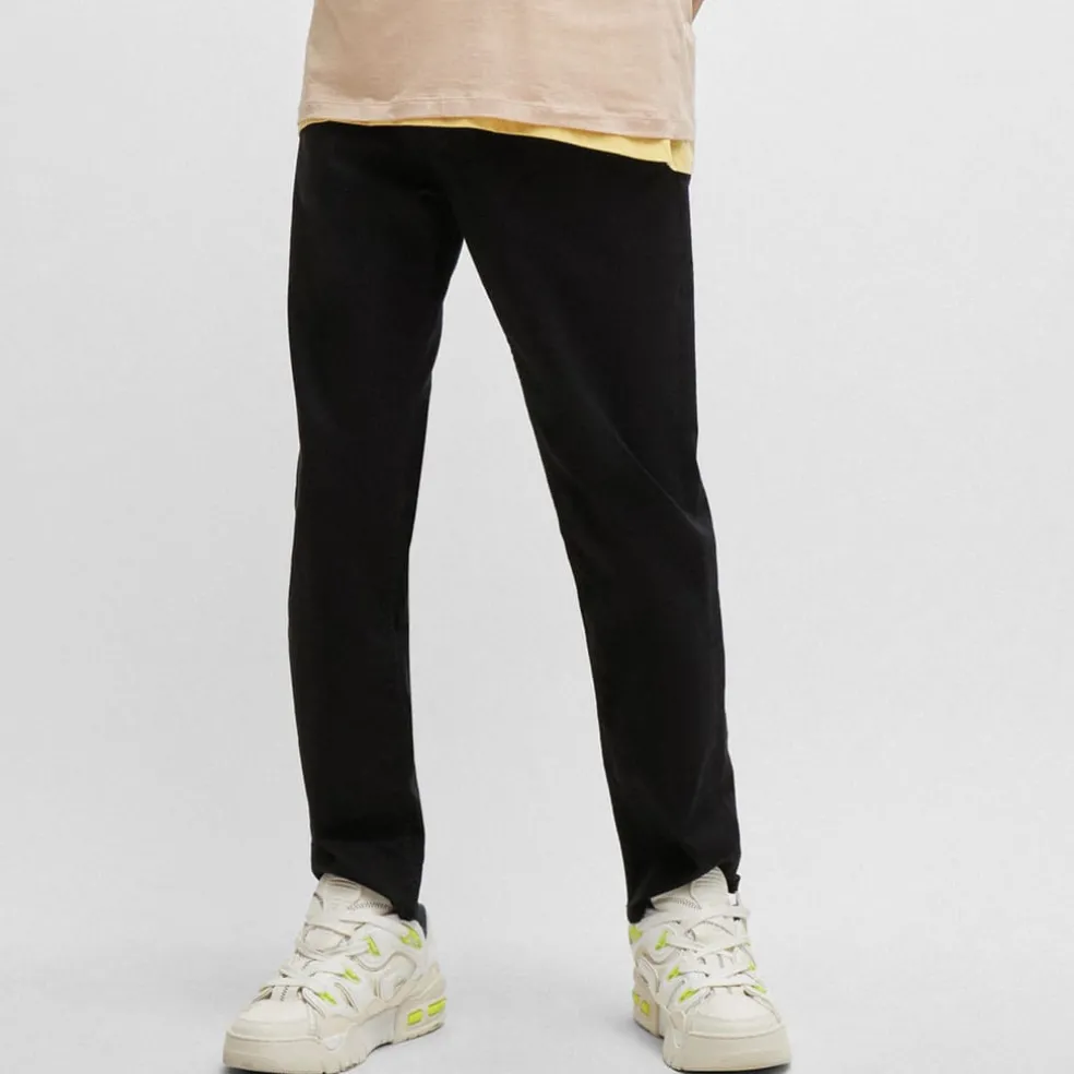 Hugo Hugo 634 Tapered-Fit Jeans in Black