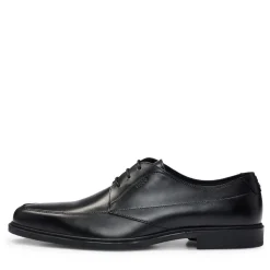 Hugo Kerr Derby Shoes in Black