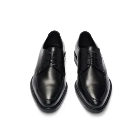 Hugo Kerr Derby Shoes in Black