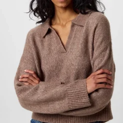 Jack Wills Cropped V-Neck Relaxed Fit Sweater in Brown