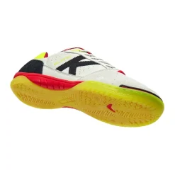 Kelme Elite Low Top Football Sneakers in White