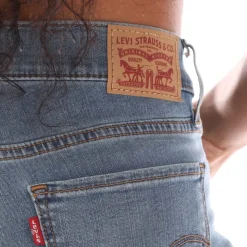 Levis 312 Shaping Slim Performance Cool Jeans in Denim