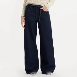 Levis Wide Leg Relaxed Fit Dream Jeans in Blue