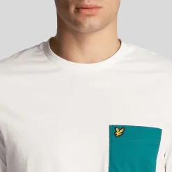 Lyle And Scott Contrast Pocket T-Shirt in White Green