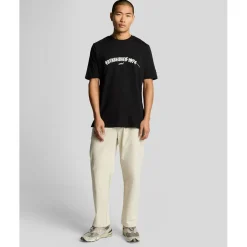 Lyle And Scott Established 1874 Graphic T-Shirt in Black