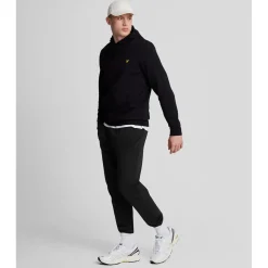 Lyle And Scott Interlock Cuffed Sweatpants in Black