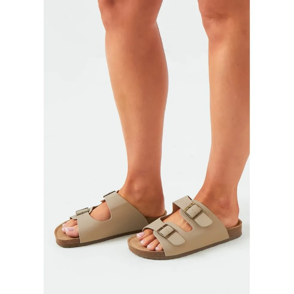 Missy Empire Croc Effect Sandals in Beige