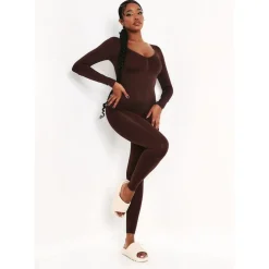 Missy Empire Long Sleeve Plunge Jumpsuit in Brown