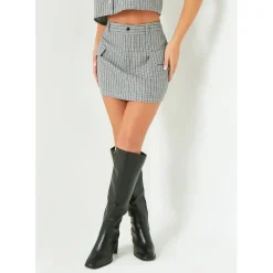 Missy Empire Mini Skirt in Black