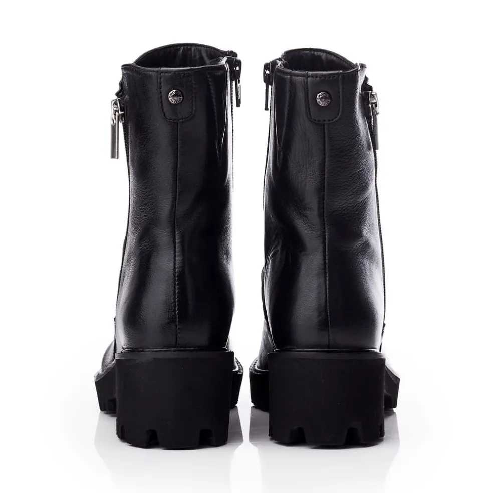 Moda in Pelle Calandra Boots in Black