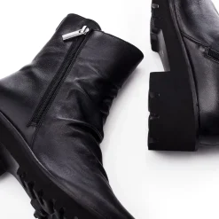 Moda in Pelle Calandra Boots in Black